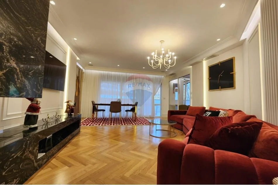 Tirane, shitet 2+1 , 165 m² 369.000 € (Kopshti Botanik)