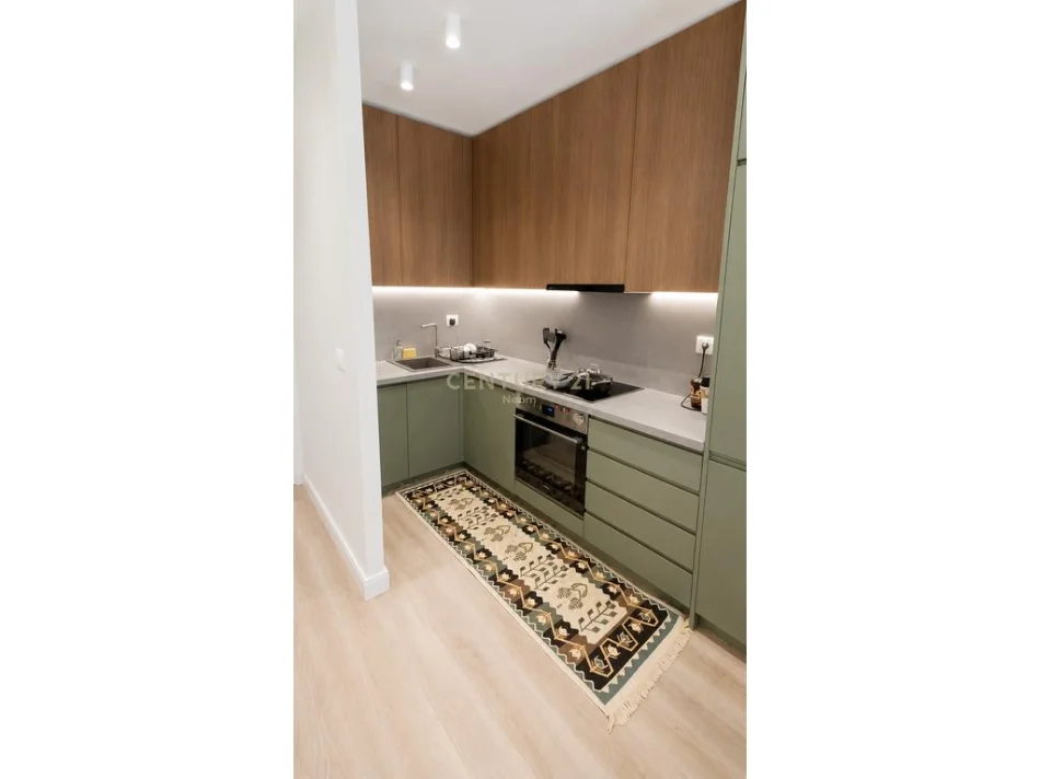 Tirane, jepet me qera apartament 1+1+Aneks+Ballkon Kati 7, 67 m² 650 € 
