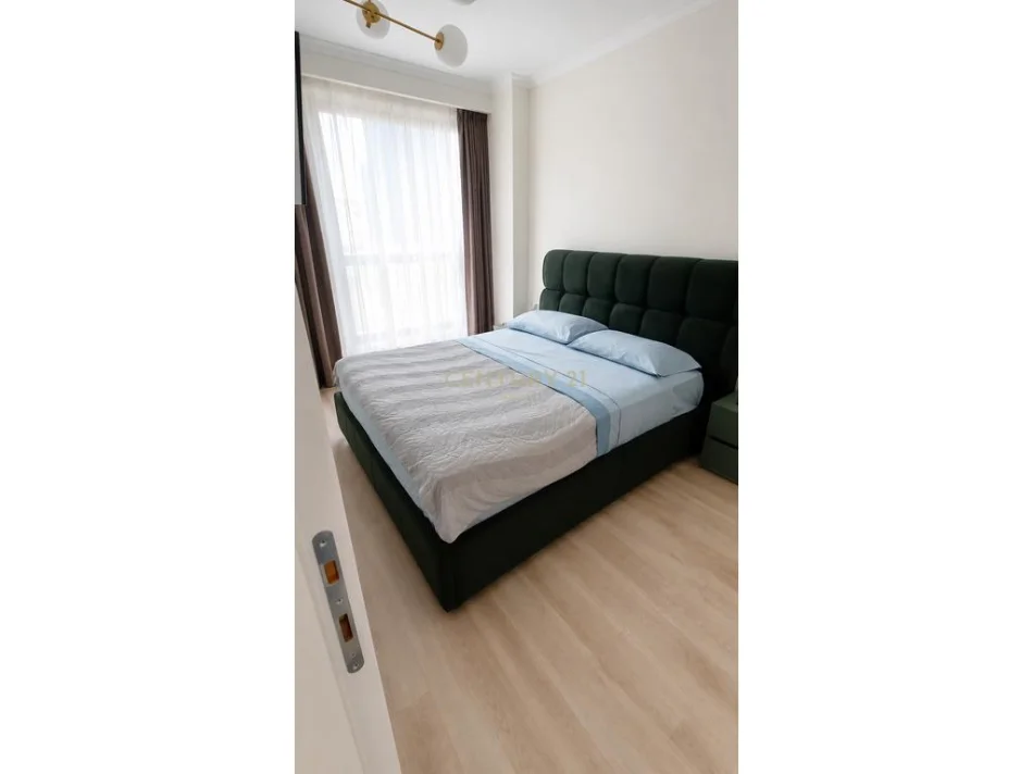 Tirane, jepet me qera apartament 1+1+Aneks+Ballkon Kati 7, 67 m² 650 € 