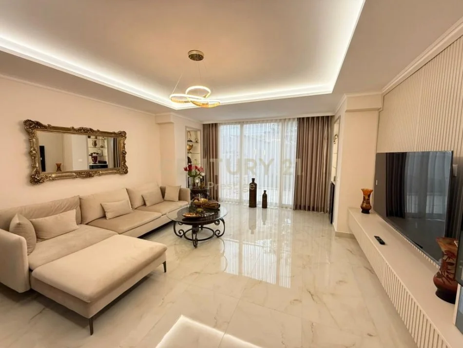 Tirane, jepet me qera Vile 2 Katshe Kati 2, 160 m² 1.500 € (Xhamlliku)