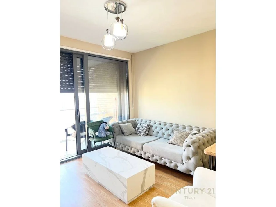 Tirane, jepet me qera apartament 2+1 Kati 9, 90 m² 750 € 