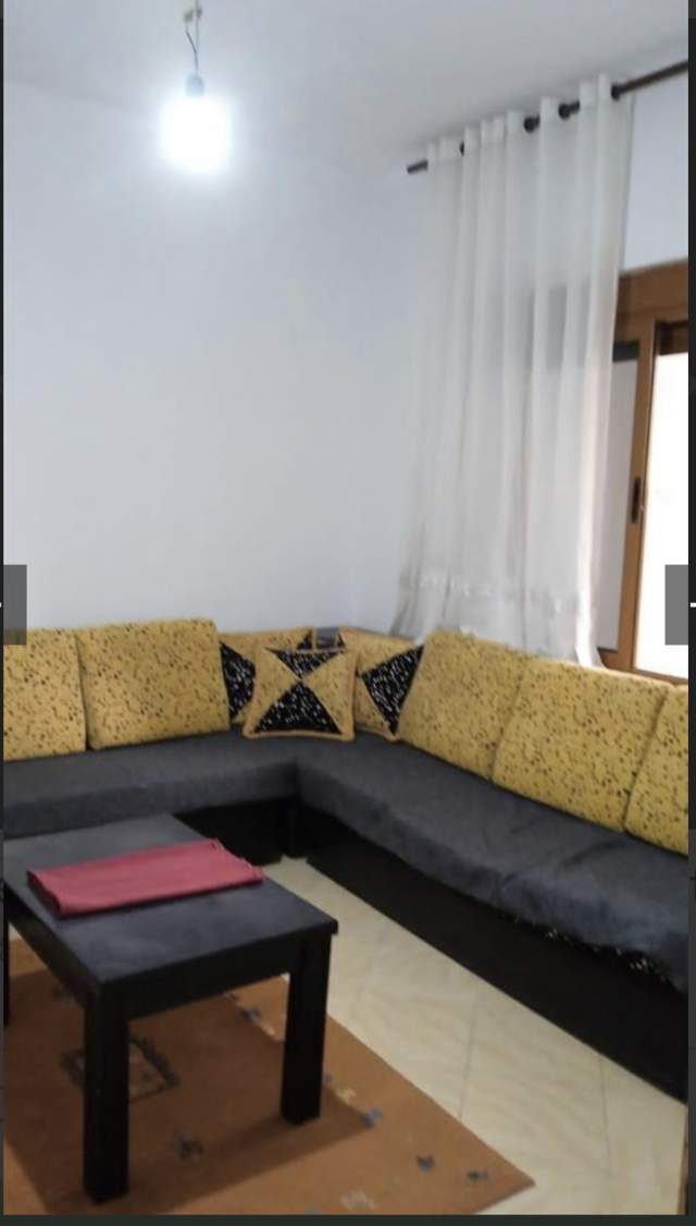 Tirane, jepet me qera apartament 1+1+BLK Kati 1, 65 m² 27000 Leke (Bulevardi i ri)