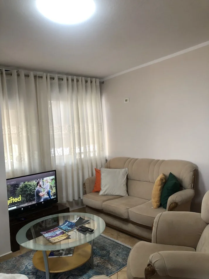 Tirane,  apartament+verande |   120 m² 690 €Rruga Tafaj)