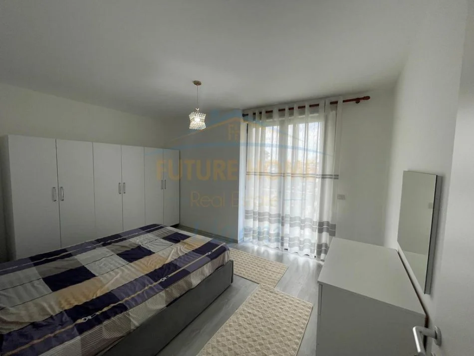 Tirane, qera apartament 2+1+Ballkon Kati 3, 94 m² (Fiori Di Bosko)