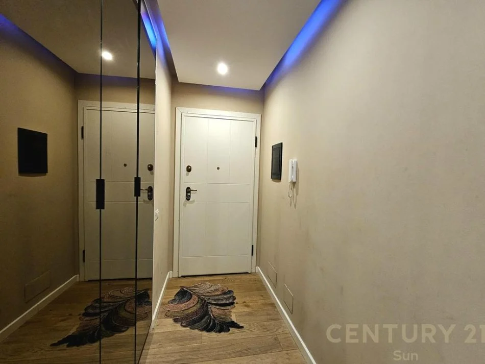 jepet me qera apartament Kati 6, 95 m² 800 €