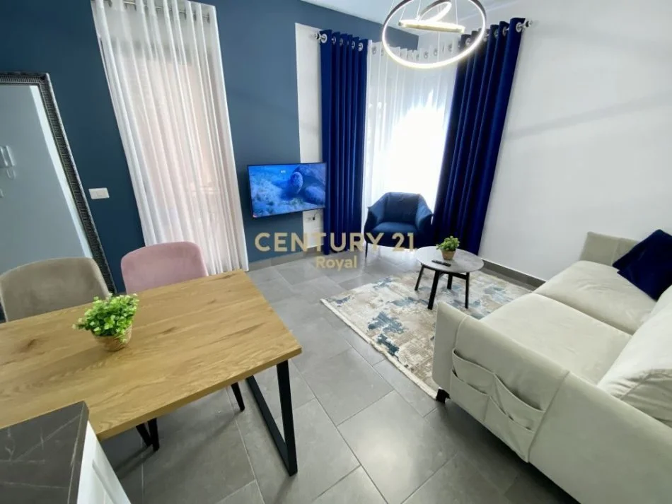 Tirane, jepet me qera apartament 1+1 Kati 1, 64 m² 700 € (21 dhjetori)