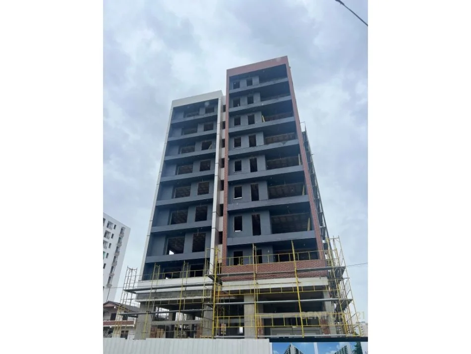 shitet Kati 2, 94 m² 133.000 € (Ish Fusha Aviacionit)