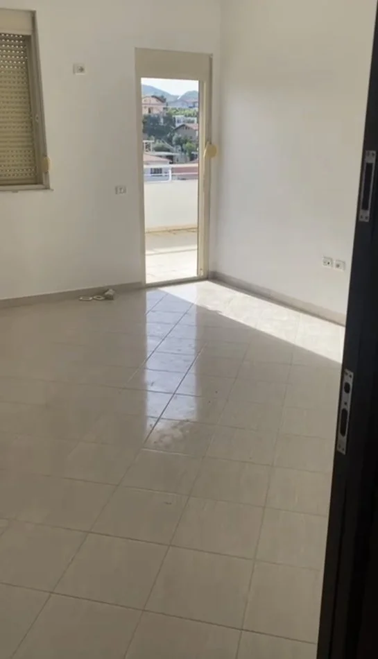 Durres, shitet apartament 2+1+Ballkon Kati 6, 100 m² 70.000 € 