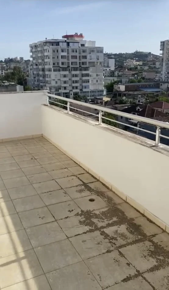 Durres, shitet apartament 2+1+Ballkon Kati 6, 100 m² 70.000 € 