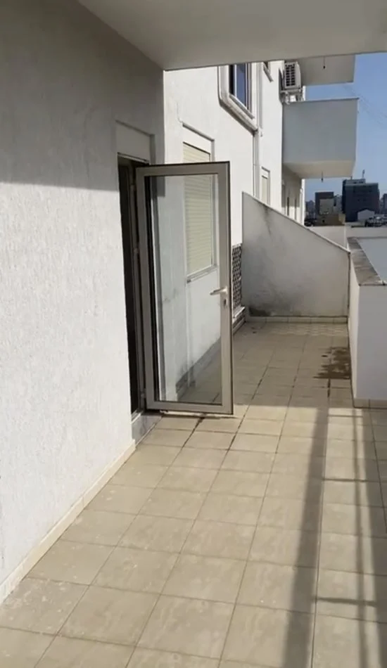 Durres, shitet apartament 2+1+Ballkon Kati 6, 100 m² 70.000 € 