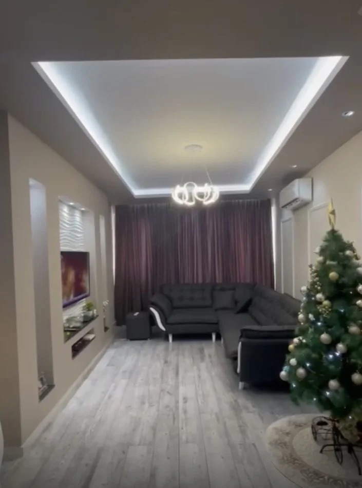 Tirane, shitet apartament 2+1 Kati 5, 84 m² (Rruga Sokrat Miho prane Vila L Astir)