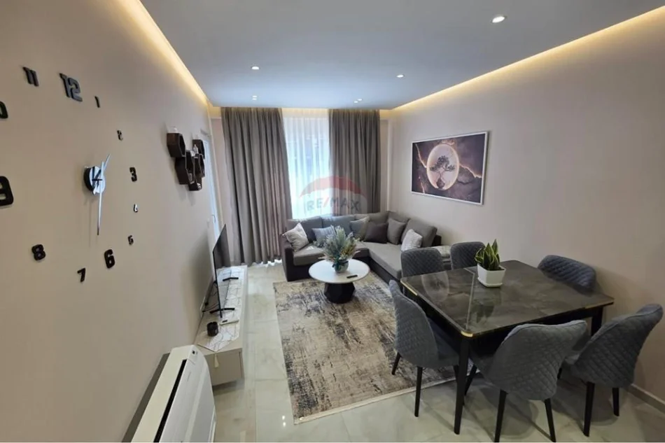 Tirane, jepet me qera 1+1 , 70 m² (Rruga Dritan Hoxha)