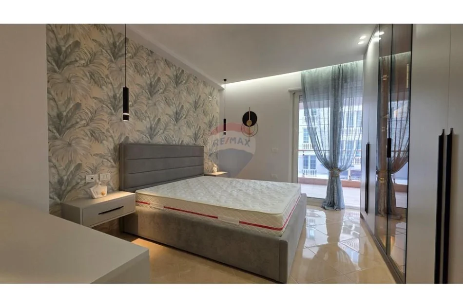 Vlore, shitet 1+1 , 81 m² 155.000 € (Rruga Dhimiter Konomi)