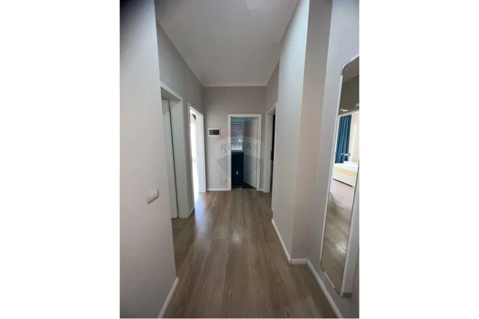 Tirane, jepet me qera apartament 3+1+Ballkon Kati 4, 103 m² 1.200 € (JEPET ME QERA APARTAMENT 3+1+2 TEK LIQENI I THATE)