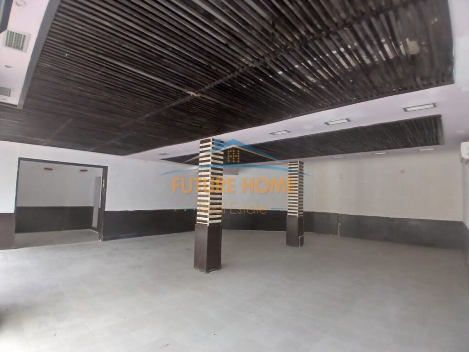 Tirane, shitet ambjent biznesi Kati 0, 148 m² 250.000 € (Ali Demi)