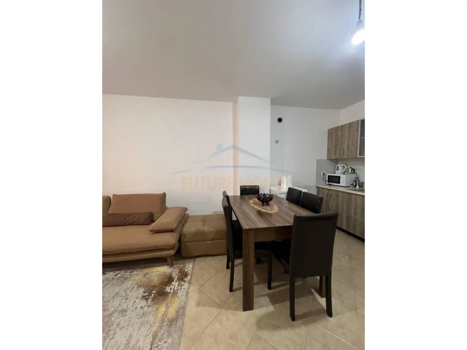 Tirane, shitet apartament 1+1+Ballkon Kati 7, 78 m² 127.000 € (Astir)