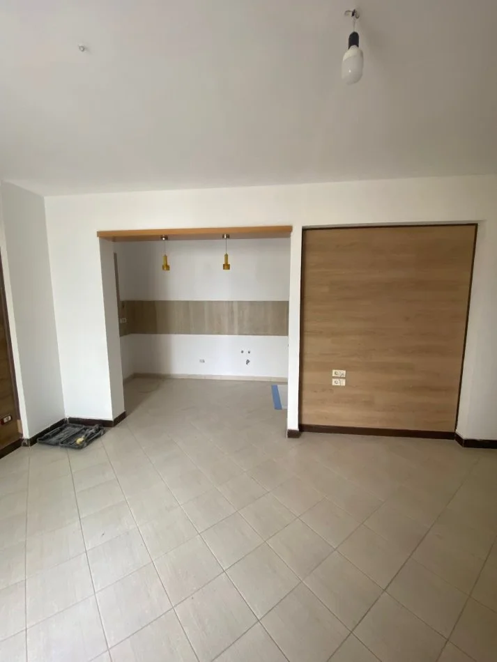 Tirane, shes apartament 2+1+Aneks+Ballkon Kati 11, 89 m² 177.000 € (Rruga e Kavajes)