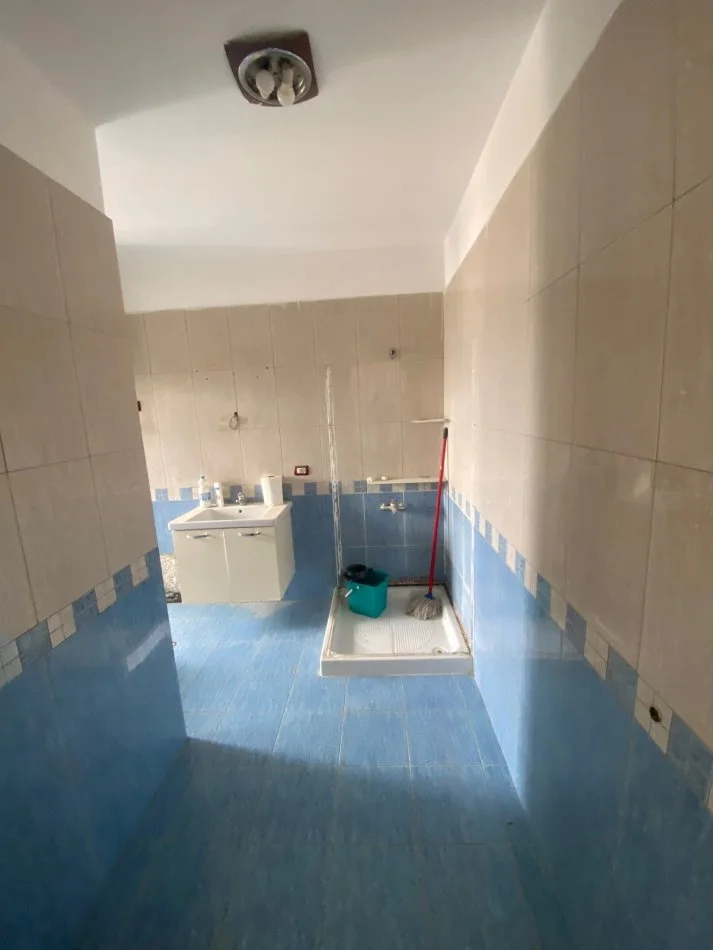 Tirane, shes apartament 2+1+Aneks+Ballkon Kati 11, 89 m² 177.000 € (Rruga e Kavajes)