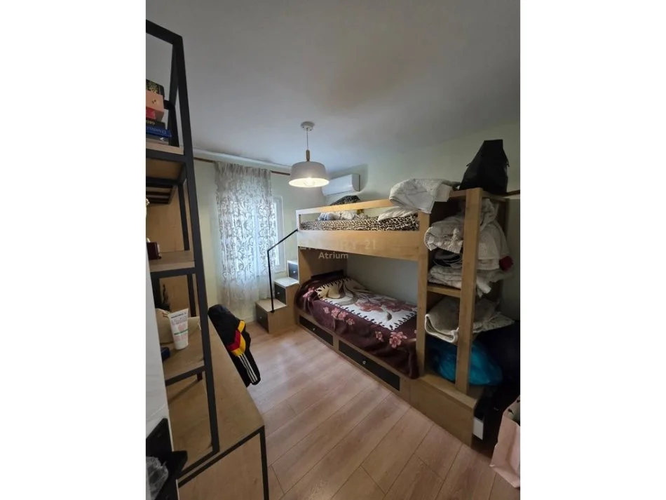 Tirane, shes Vile 2 Katshe Kati 2, 170 m² 220.000 € 