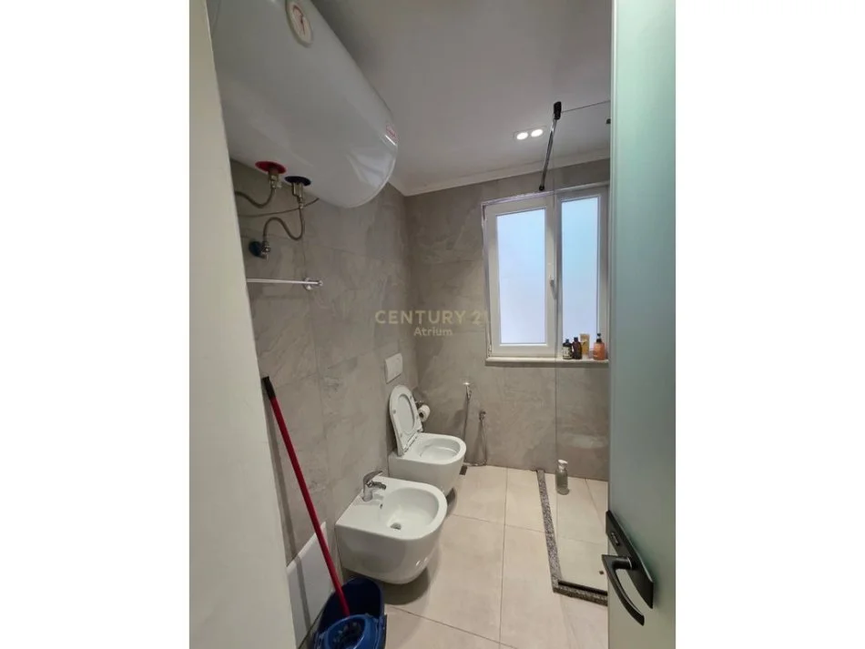 Tirane, shes Vile 2 Katshe Kati 2, 170 m² 220.000 € 