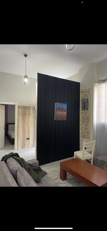 Tirane, jepet me qera apartament 1+1 , 45 m² 330 €