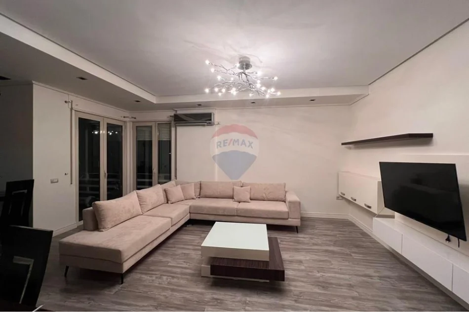 Tirane, shitet 2+1 , 125 m² 229.000 € (Liqeni i Thate)