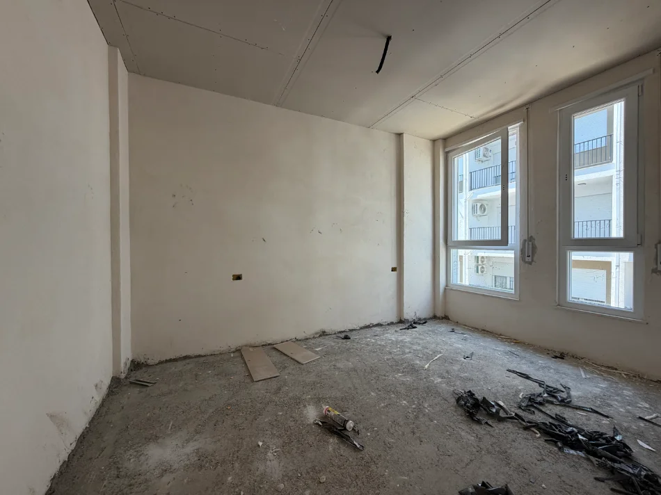 Durres, shitet apartament 1+1+Ballkon Kati 3, 79 m² (Golem, Pallatet Alb-Golem)