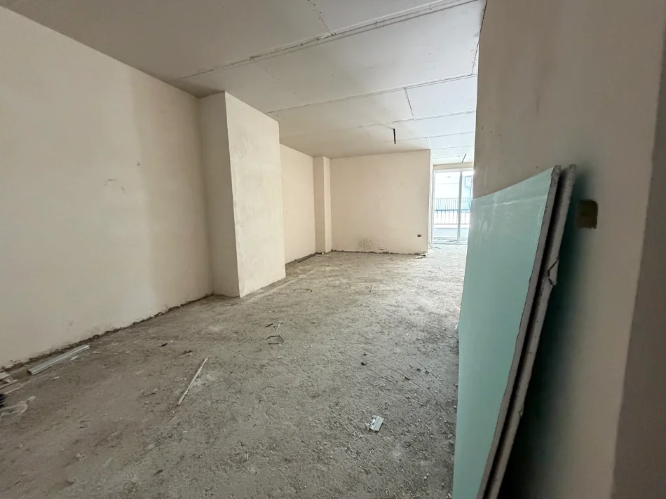 Durres, shitet apartament 1+1+Ballkon Kati 3, 79 m² (Golem, Pallatet Alb-Golem)
