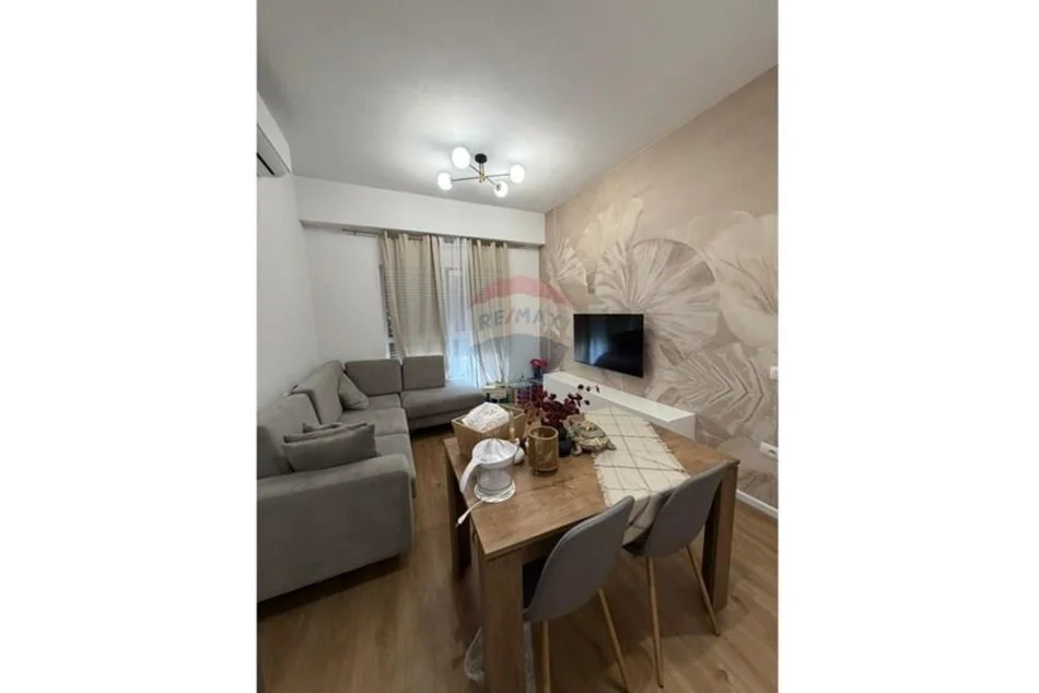 Tirane, shitet apartament 1+1+Ballkon Kati 7, 53 m² 105.000 € (Rezidenca Kaimi, Ali Demi)