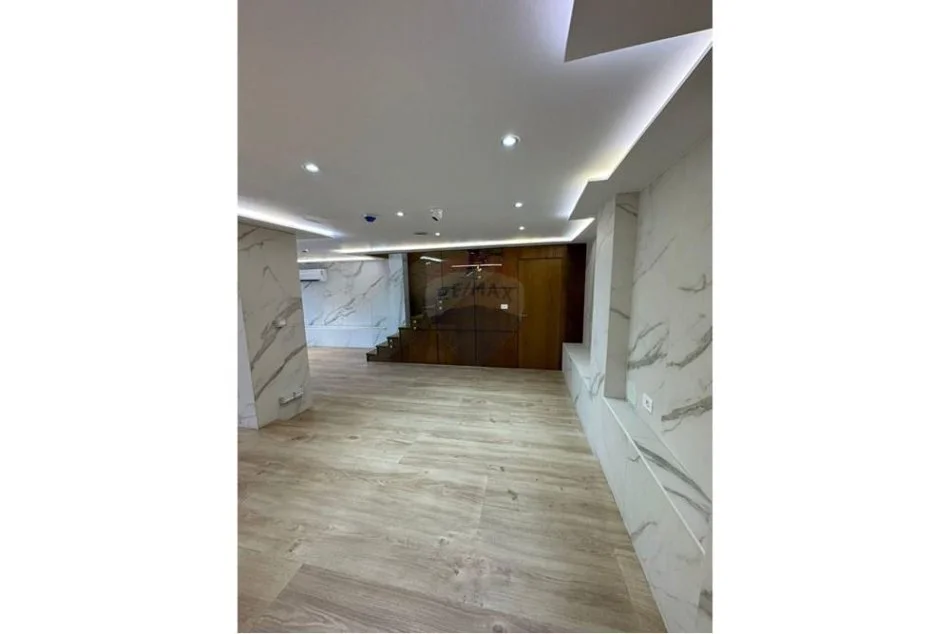 Tirane, jepet me qera ambjent biznesi Kati 0, 80 m² 1.000 € (QIRA AMBJENT BIZNESI 80M2 KOMUNA E PARISIT)