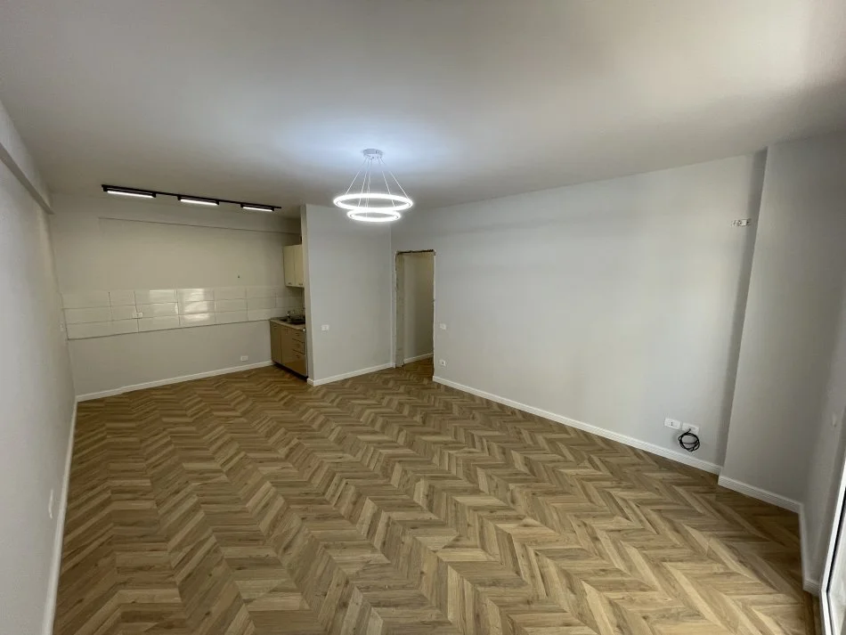 Tirane, shes apartament 1+1+Aneks+Ballkon Kati 4, 73 m² 120.000 € (KODRA DIELLIT 1)