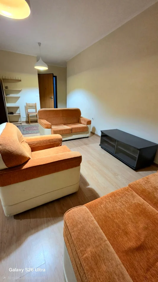 Tirane, shitet apartament 2+1+Ballkon Kati 5, 94 m² 140.000 € (Rruga foto xhavella)