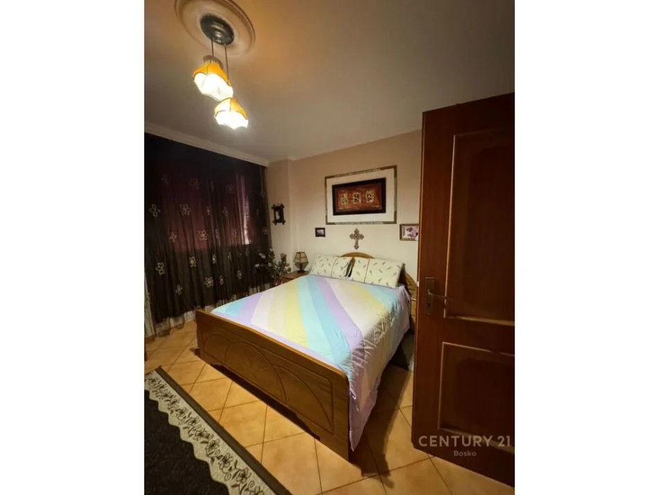 Tirane, shitet apartament 3+1 Kati 7, 116 m² 165.000 € (Don Bosko)