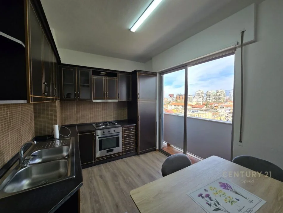 Tirane, jepet me qera apartament 1+1 Kati 6, 62 m² 600 € (Stadiumi Dinamo)
