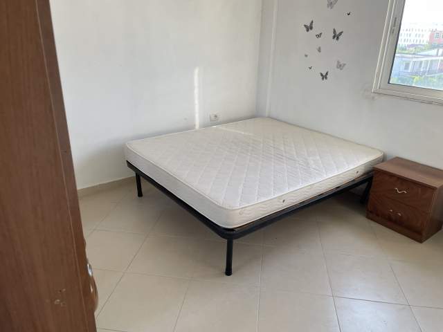 Tirane, jepet me qera apartament 1+1+BLK Kati 4, 60 m² 25.000 Leke (5 maj)