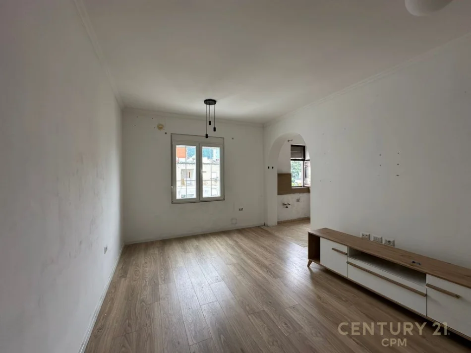 Tirane, shes apartament 1+1+Aneks+Ballkon Kati 5, 69 m² 150.000 € 