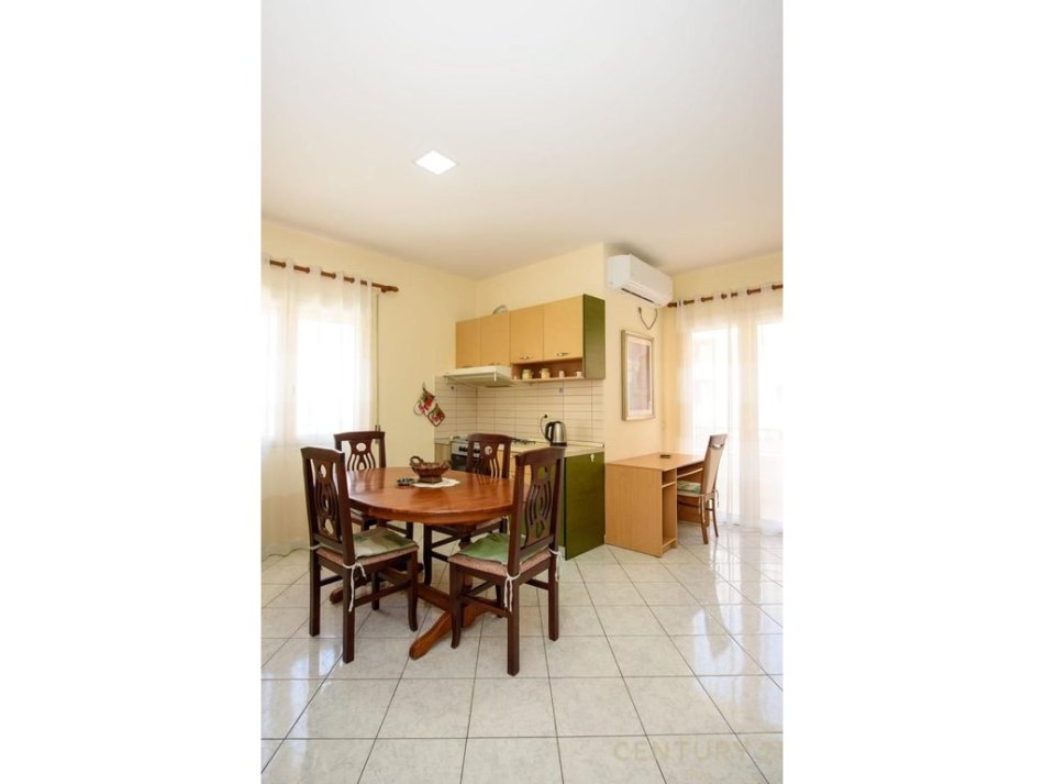 Vlore, shitet apartament 2+1+Ballkon Kati 7, 125 m² 225.000 € (Lungomare)