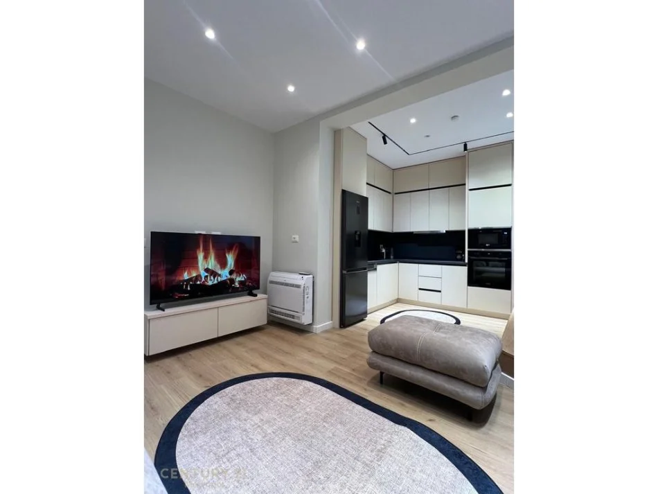 Tirane, jepet me qera apartament 1+1 Kati 5, 75 m² 750 € 