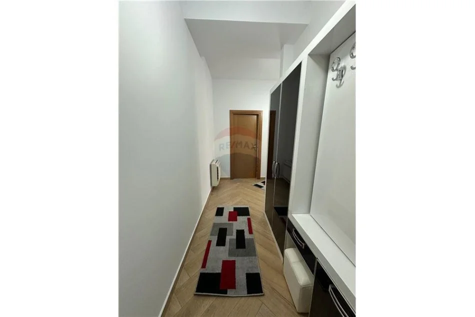 Tirane, jepet me qera apartament 2+1+Aneks+Ballkon Kati 6, 154 m² 1.500 € (QIRA APARTAMENT 2+1+2 ME VARAND NE BLLOK!)