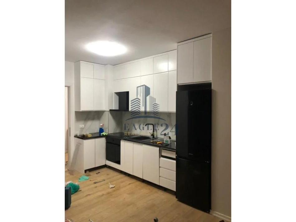Tirane, shitet apartament 2+1 Kati 2, 116 m² 150.000 € (Tufine)