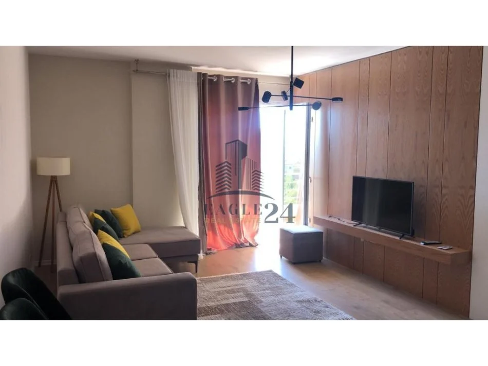 Tirane, shitet apartament 2+1 Kati 2, 116 m² 150.000 € (Tufine)