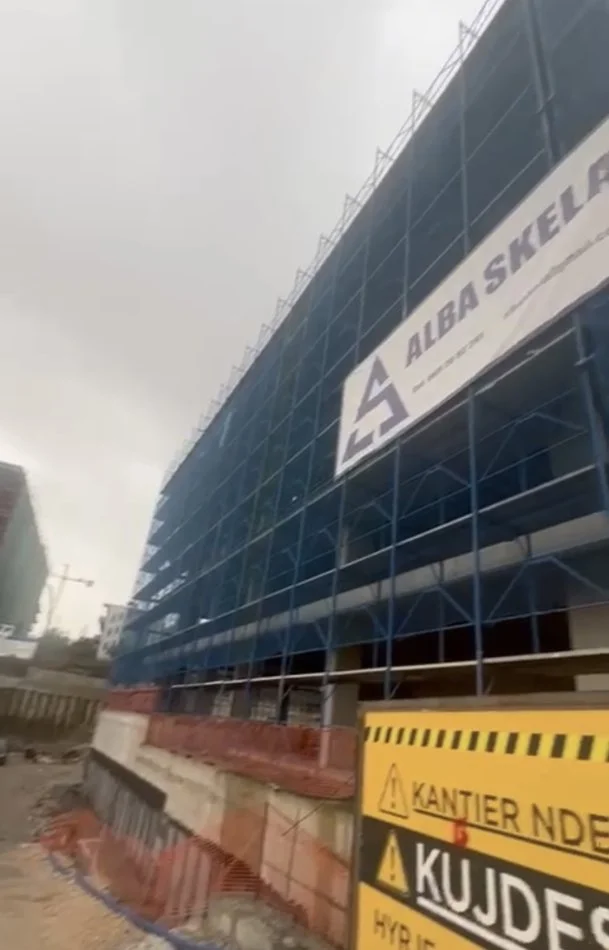 Tirane, shitet apartament 1+1 Kati 4, 70 m² (Ringside Residence)