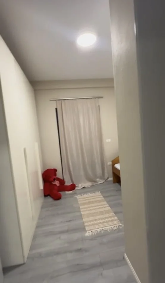 Tirane, jepet me qera shtepi 2+1 Kati 3, 90 m² 450 € (Astir prane Bar Sorriso)