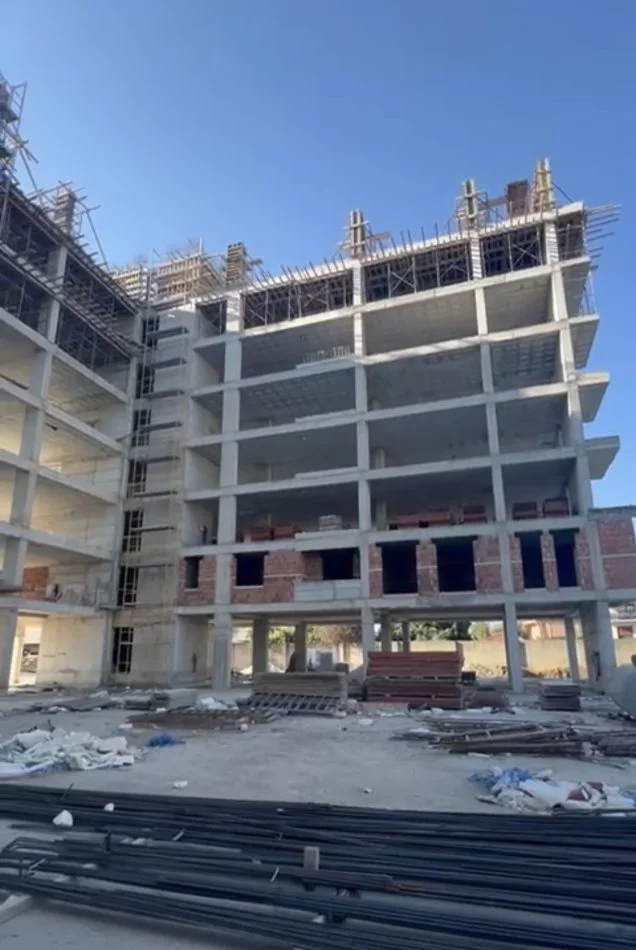 Tirane, shitet 2+1 Kati 5, 91 m² (Univers City QTU)