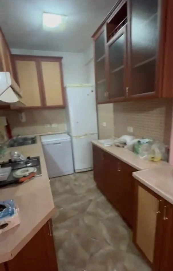 Tirane, shitet apartament 2+1 Kati 2, 86 m² 116.000 € (Idriz Dollaku)