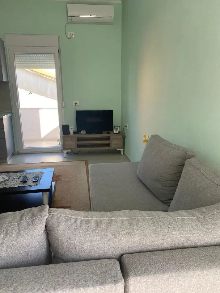 Tirane, jepet me qera apartament 2+1 Kati 2, 80 m² 350 € (Qytet Studenti)