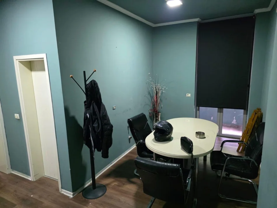 Tirane, jepet me qera apartament 2+1 Kati 2, 75 m² 550 € (Vasil Shanto)