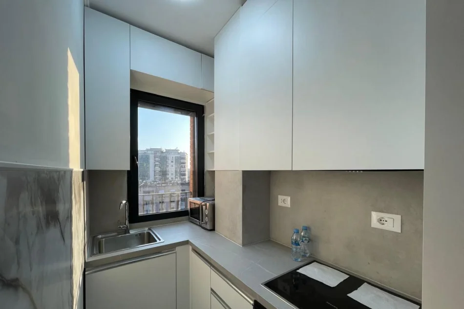 Tirane, jepet me qera apartament 1+1 Kati 5, 62 m² 650 € (Tregu Elektrik)