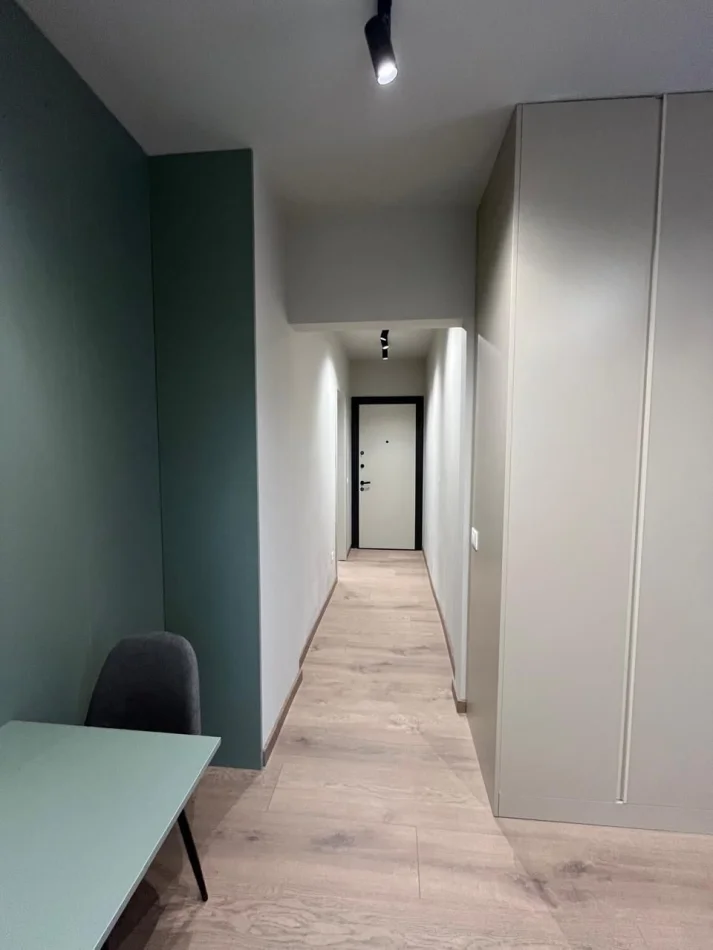 Tirane, jepet me qera apartament 2+1 Kati 2, 120 m² 1.500 € (Kompleksi Usluga)