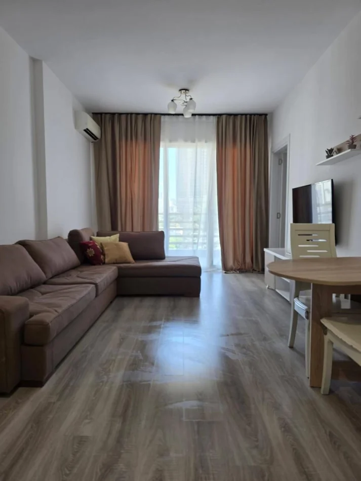 Tirane, jepet me qera apartament 1+1 Kati 4, 60 m² 550 € (Rruga Dritan Hoxha)